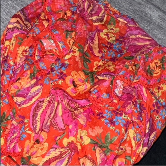 FARM Rio Red Spring Banana Blouse - Picture 8 of 10